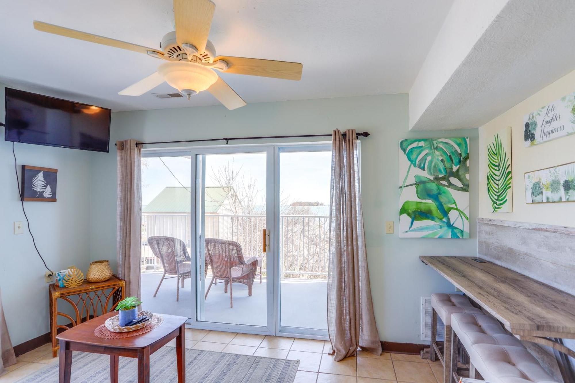 Waterfront Bass Island Retreat With Balcony And Tv Apartment พุทอินเบย์ ภายนอก รูปภาพ