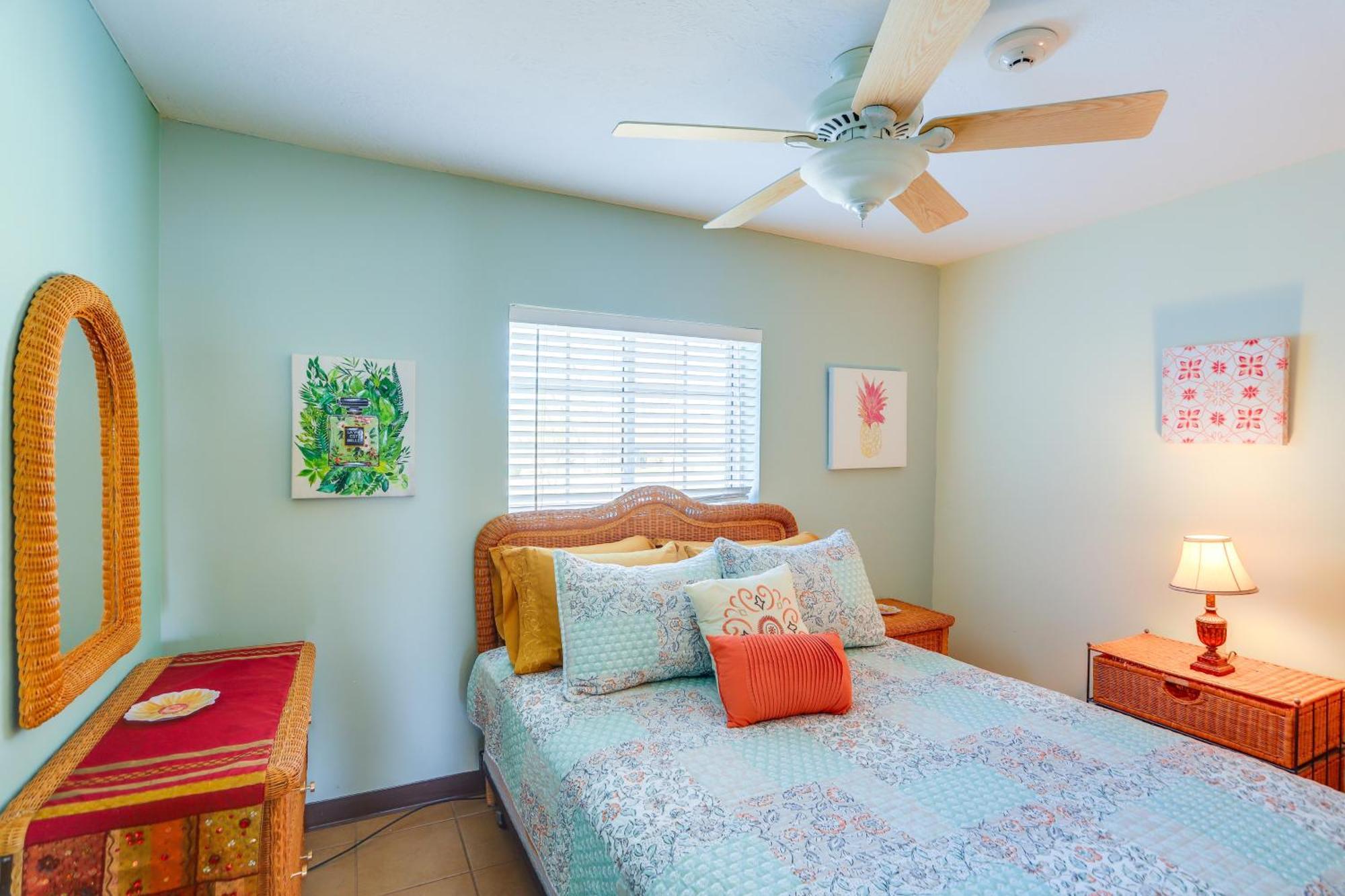 Waterfront Bass Island Retreat With Balcony And Tv Apartment พุทอินเบย์ ภายนอก รูปภาพ